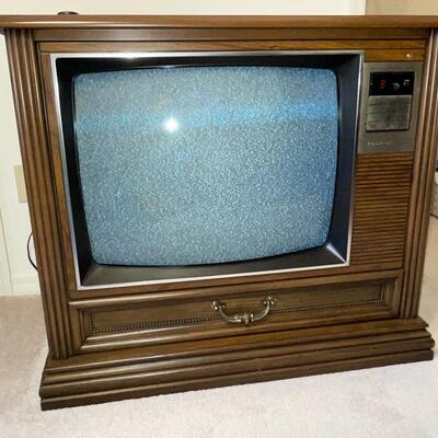 Lot 223  Quasar Console Color TV