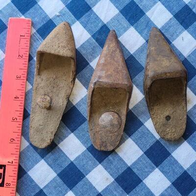 Lot 347: Antique Hardware
