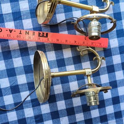 Lot 349: (2) Brass Wall Lamps
