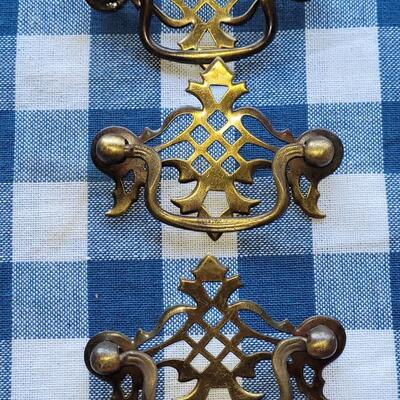 Lot 364: Vintage Brass Drawer Pulls