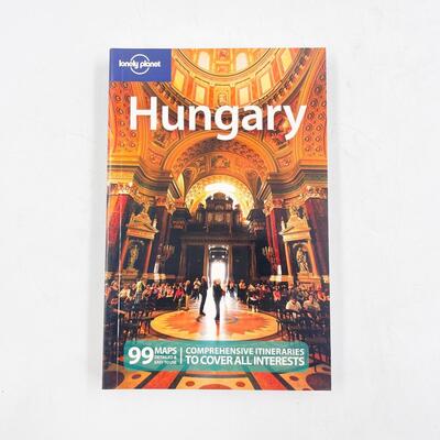 HUNGARY TRAVEL BOOK