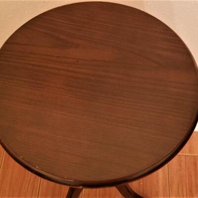 Lot #37  Decorative 3 leg table