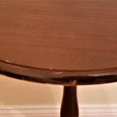 Lot #37  Decorative 3 leg table