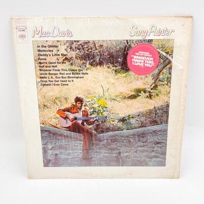 MAC DAVIS â€œSONG PAINTERâ€ VINYL RECORD 