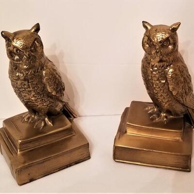 Lot #47  Cool pair of Vintage OWL bookends - Metal