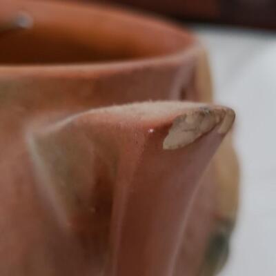 Vintage hanging planter about 8in diameter