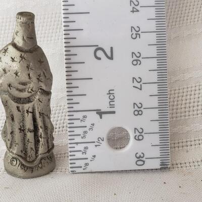 Collection of miniature sculptures 