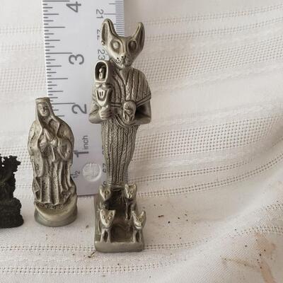 Collection of miniature sculptures 