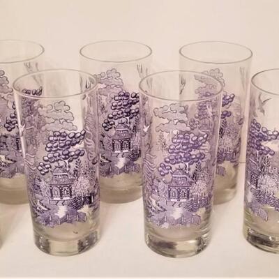 Lot #50  Set of 8 Blue Willow Style Drinking Glasses