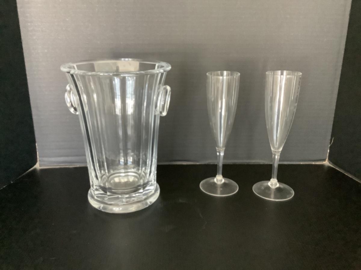 N979 Large Grainware Grotto Wine Cooler with Two Acrylic Stemware