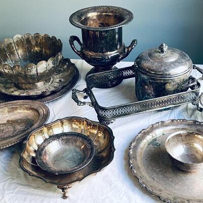 LOT 41  GROUP OF 10 ASSORTED TARNISHED DISTRESSED SILVER PLATE SERVE WARE HAUNTED MANSION! 