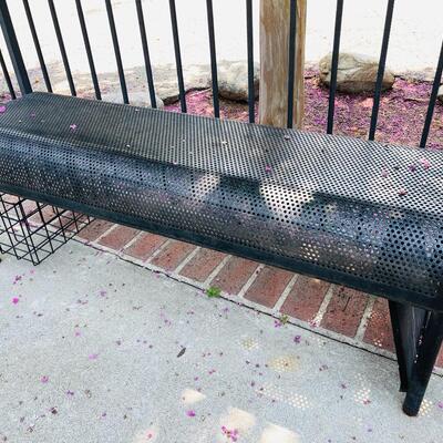 LOT 51  BLACK MESH METAL INDUSTRIAL STYLE BENCH 