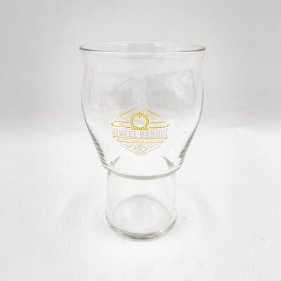 WHEEL BARREL RESTAURANT (TOPEKA KS) BEER GLASS