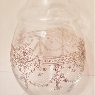 Lot #60  Lovely Etched Topsy Turvy - a real beauty