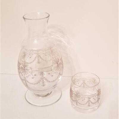 Lot #60  Lovely Etched Topsy Turvy - a real beauty
