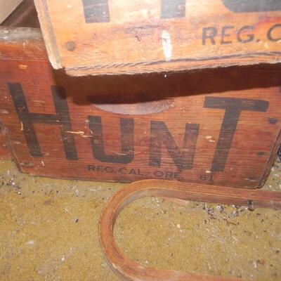 VINTAGE WOODEN CRATES