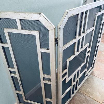 LOT 59  ART DECO STYLE FIREPLACE SCREEN  