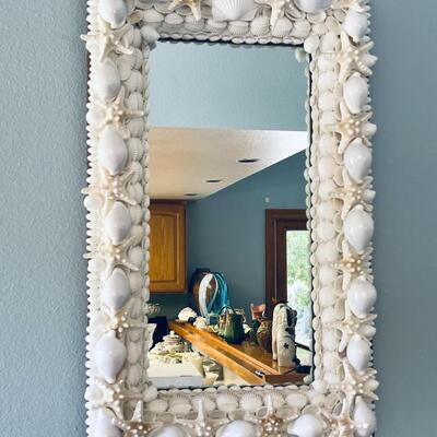 LOT 60 ST   DESIGNER SEA SHELL/STARFISH WALL MIRROR BEACH DECOR