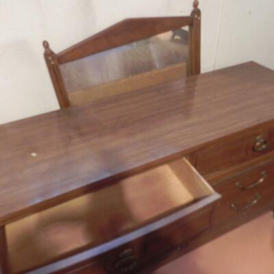 DRESSER WITH MIRROR