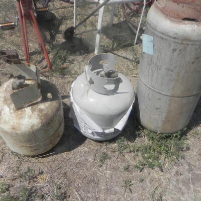 PROPANE TANKS