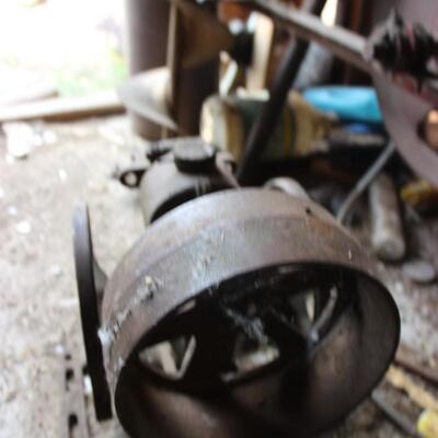 ANTIQUE GRINDER