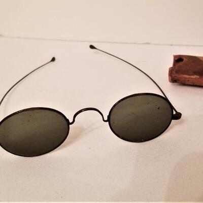 Lot #71 Antique eyeglasses in sheath