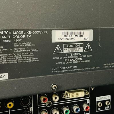 LOT 74  SONY WEGA ENGINE 2004 49" FLAT SCREEN TV NO REMOTE