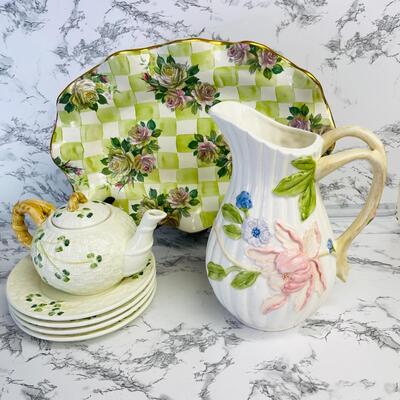 LOT 85 ST  GROUP OF DECORATIVE CHINA IRISH SHAMROCK TEAPOT PITCHER PLATTER 