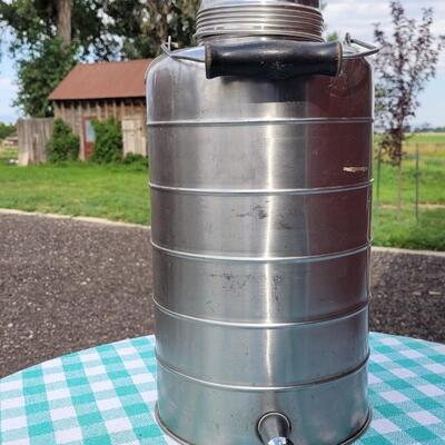 Lot 25: Vintage Carrollton Mfg. Co. Water Cooler Dispenser