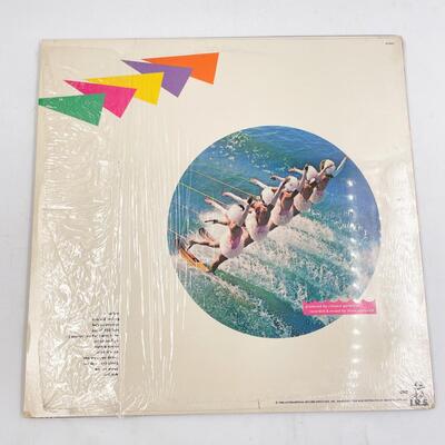 THE GO-GOâ€™S â€œVACATIONâ€ VINYL RECORD