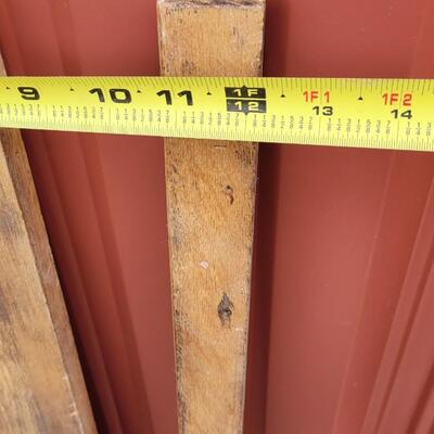 Lot 82: (2) Furniture Trim Pieces 