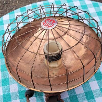 Lot 94: Vintage Copper Heater 