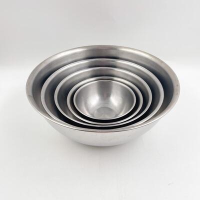 STAINLESS STEEL MIXING BOWLS LOT