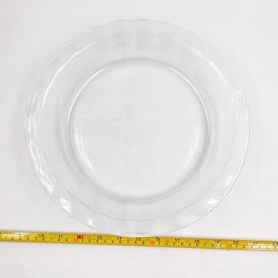 PYREX 9â€ & 9.5â€ GLASS PIE PLATES