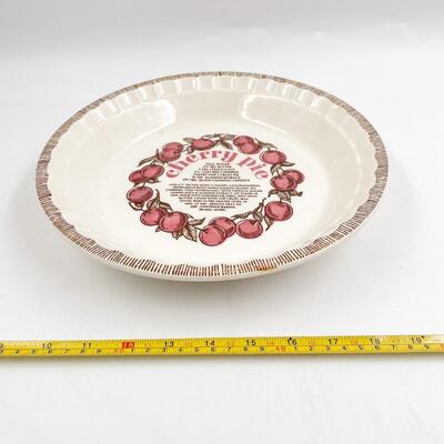 VINTAGE COUNTY HARVEST â€œCHERRY PIEâ€ 11â€ CERAMIC PIE PLATE