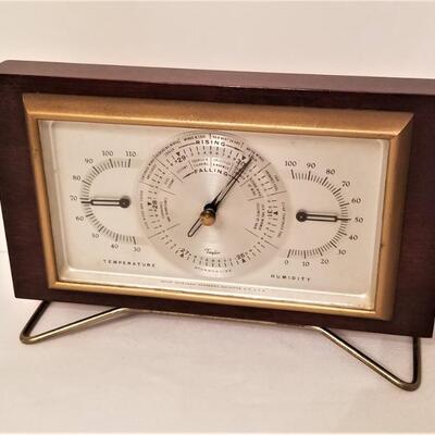 Lot #85  Vintage Mid Century Desktop Storm Guide Barometer