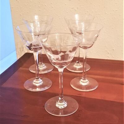 Lot #86  Set of 5 Crystal Goblets  "Kissing birds"