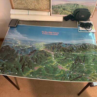 Lot 21 - Framed Knoxville Raised Relief Map & More