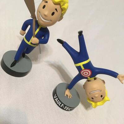 Fallout Vault Boy Bobblehead 3Pack Collection #111 Series 