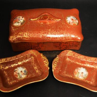 M&R Hand Painted USA Cigar Box and 2 Ash Trays Set