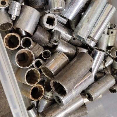 Lot 135: Assortment of Various Size/Maker Sockets 