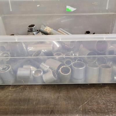 Lot 135: Assortment of Various Size/Maker Sockets 