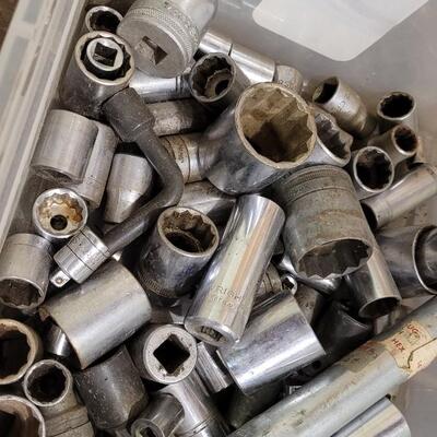 Lot 135: Assortment of Various Size/Maker Sockets 