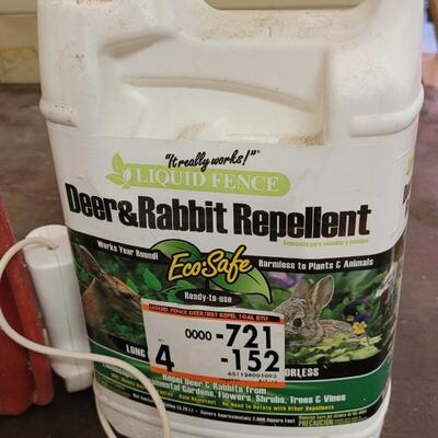 Lot 154: Assorted Garden Pest Control Products 50%+