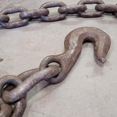 Lot 158: Large Vintage Tow Chain w/ (2) Hooks 