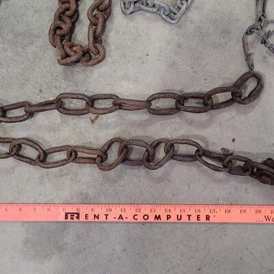 Lot 159: Assorted Metal Chain Link Sections 