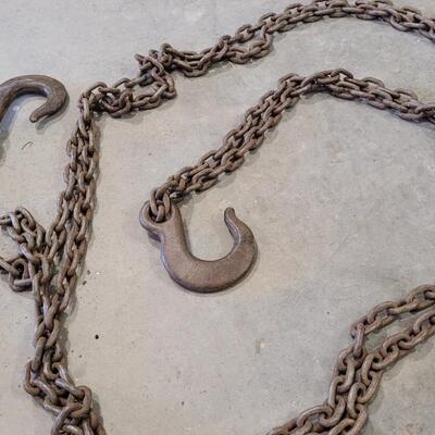 Lot 160: Large Chain Link Line w/ (2) Hooks 