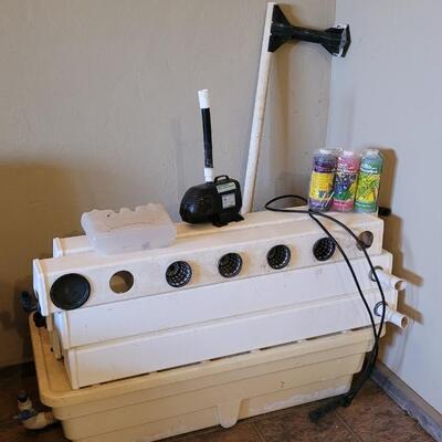 Lot 164: Hydroponic Growing System w/ Trays, Reservoir and Pump + New Nutrient Bundle