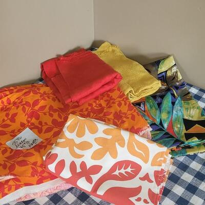 Lot 167: Fabric Lot C