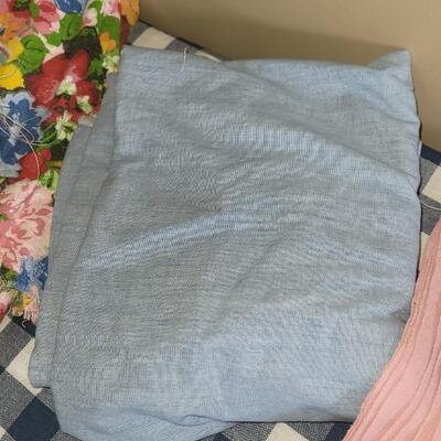 Lot 169: Fabric Lot E